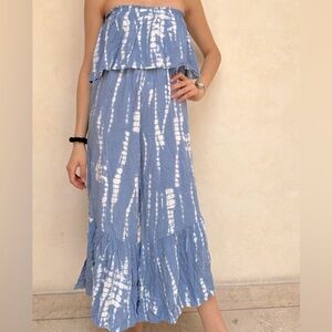 *NWOT* Japna Blue & White Ruffle Jumpsuit Size Small
